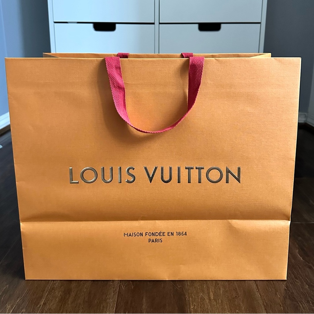 Brand New Large Louis Vuitton Gift Bag